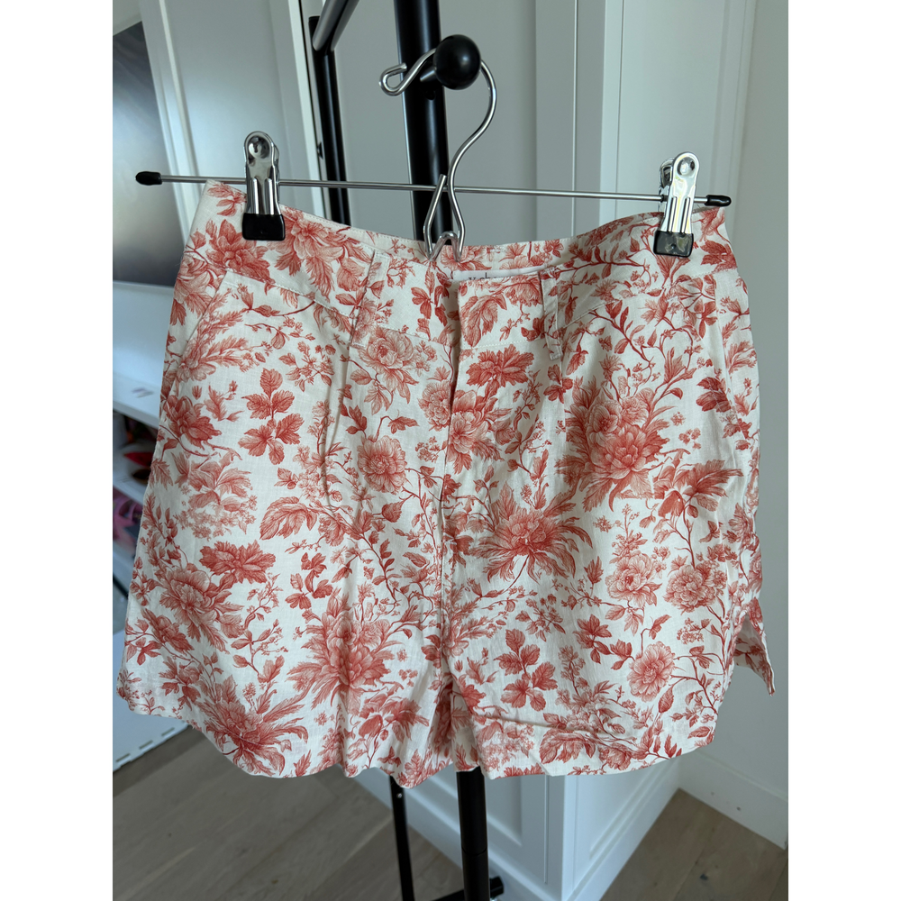 V. Chapman Floral Printed Shorts in Red - Picture 4 of 5
